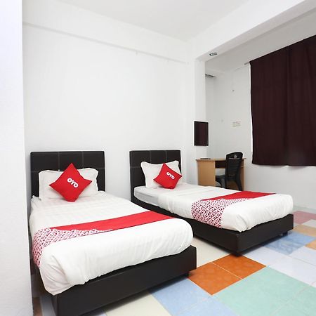 Kb Rest Inn-Family Triple Kota Bharu Zewnętrze zdjęcie